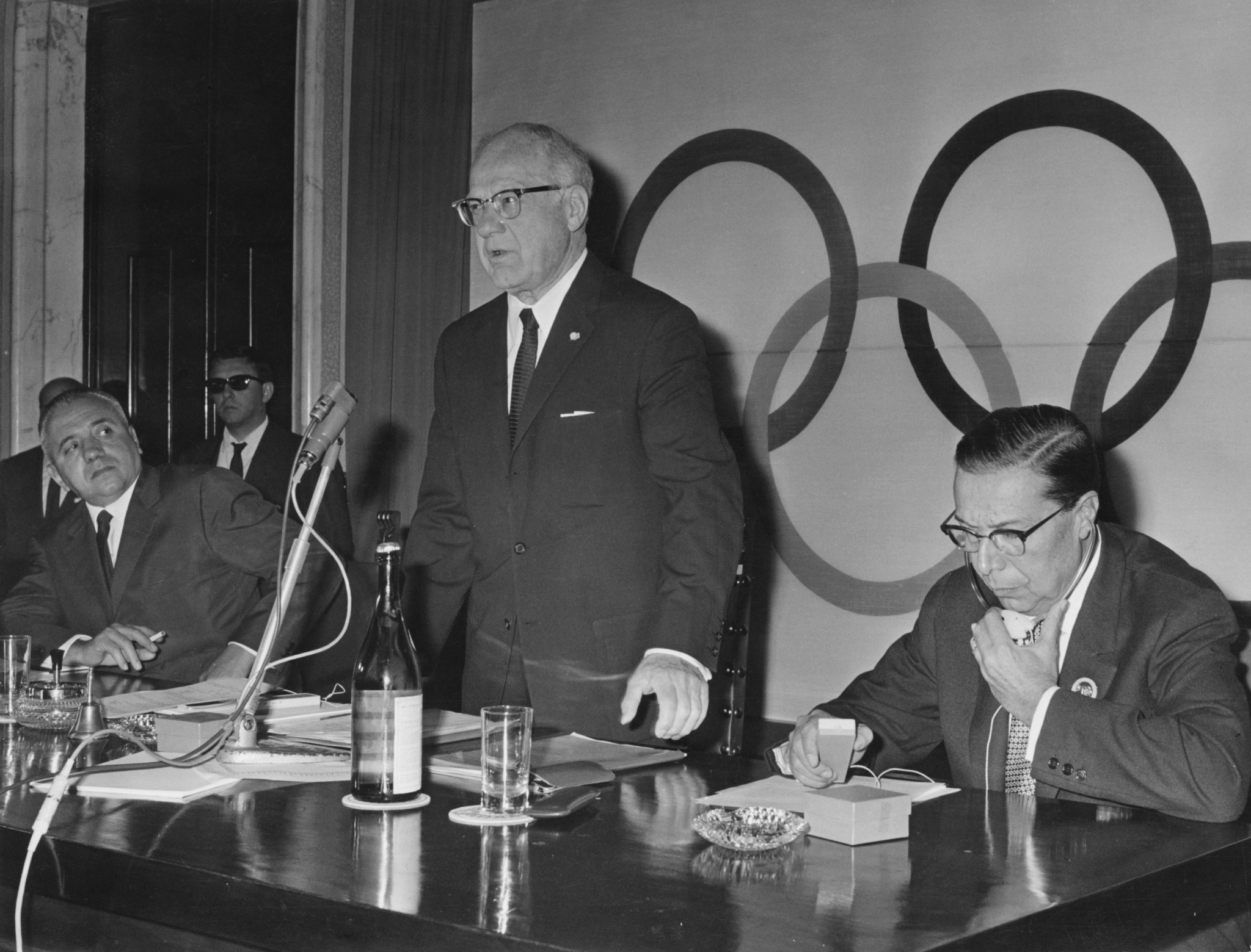 very Brundage, centre, next to Giulio Onesti, right. The two clashed over the issue of a greater voice for NOCs ©Getty Images
