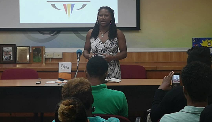 The United States’ Lauryn Williams visited Trinidad and Tobago Olympic Committee House in Port of Spain ©Team TTO/Twitter The United States’ Lauryn Williams visited Trinidad and Tobago Olympic Committee House in Port of Spain ©Team TTO/Twitter